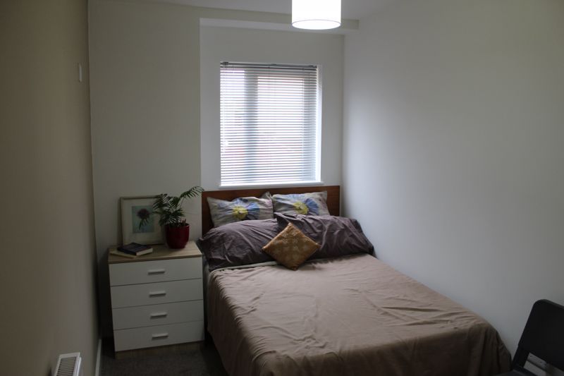 Property photo 2 of 11 Photo 7