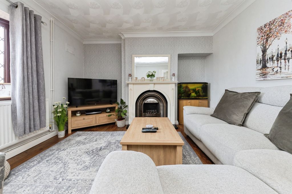 Property photo 2 of 22