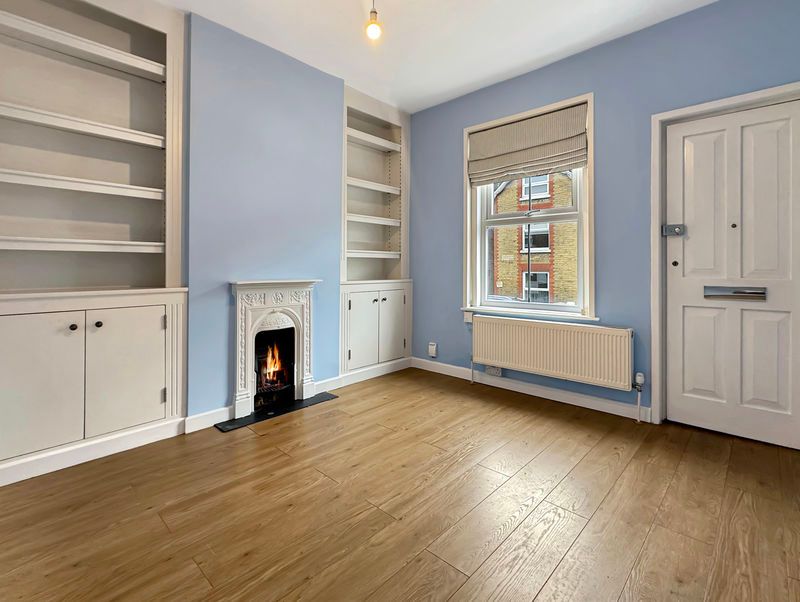 Property photo 3 of 16 Photo 12