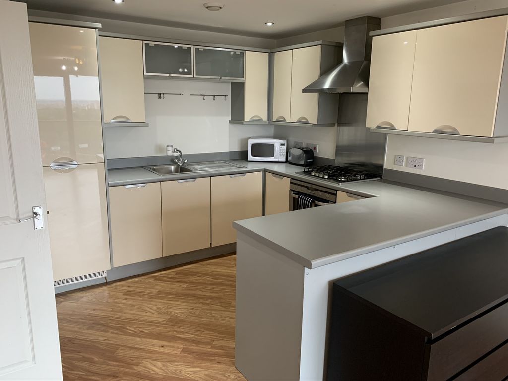 Property photo 2 of 12