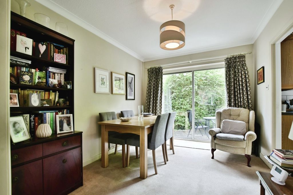 Property photo 3 of 17 Dining Room