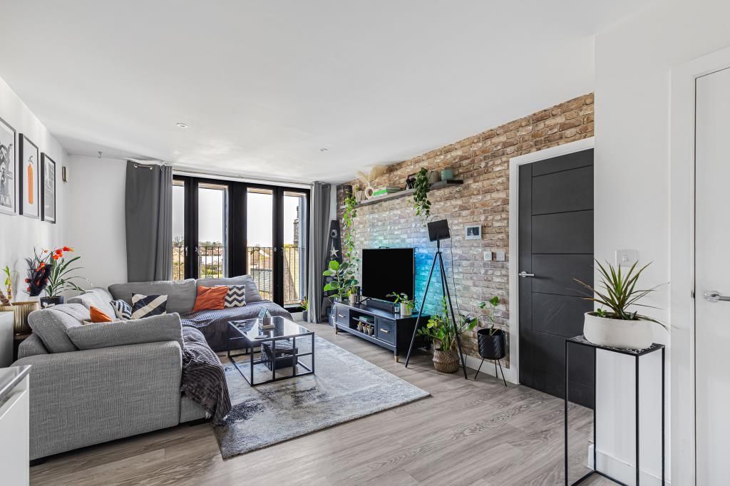 Additional image 8 of 2 bed flat for saleForehill, Ely CB7