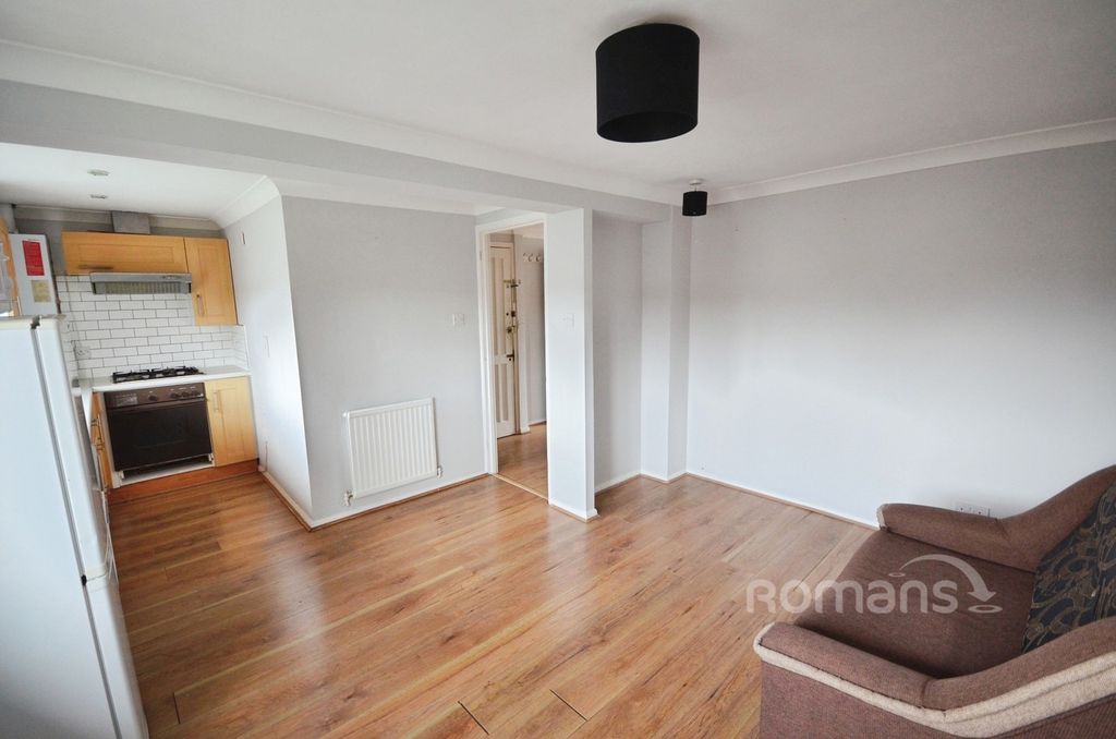 Property photo 3 of 12 Pbox-Img.Jpg