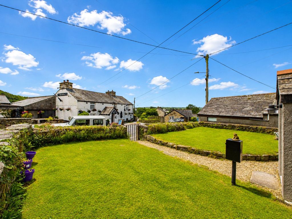 Property photo 2 of 17 Picture No. 35