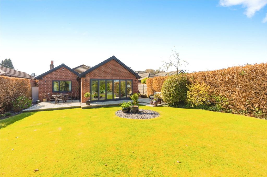 Property photo 1 of 30 Picture No. 23