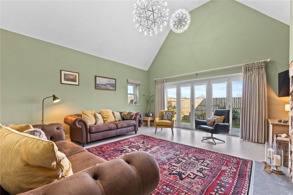 Property photo 3 of 28 Picture No. 65
