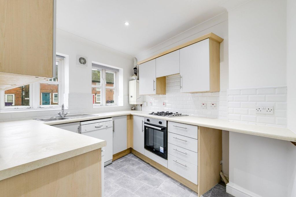 Property photo 2 of 12 Kitchen
