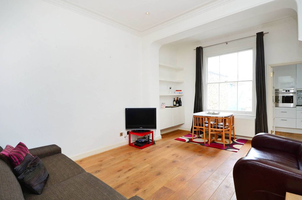 Property photo 2 of 12