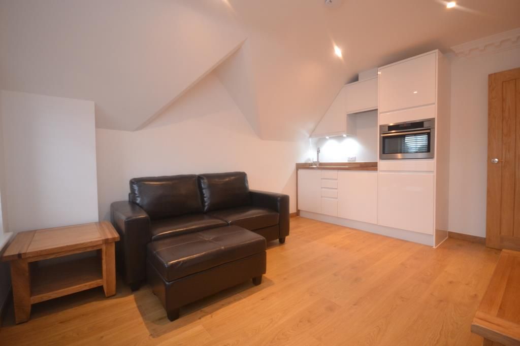 Property photo 2 of 4 Living/Kitchen
