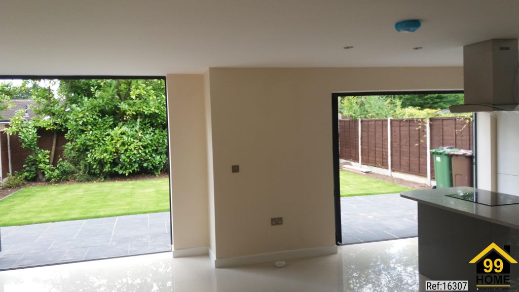 Property photo 3 of 18 Photo 2