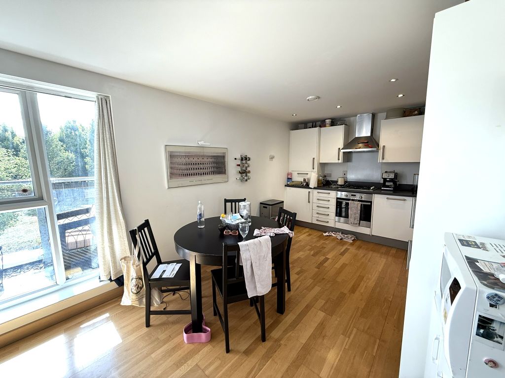 Property photo 3 of 15 Kitchen/Dining