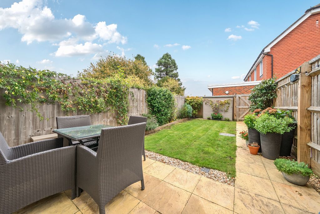 Property photo 2 of 20