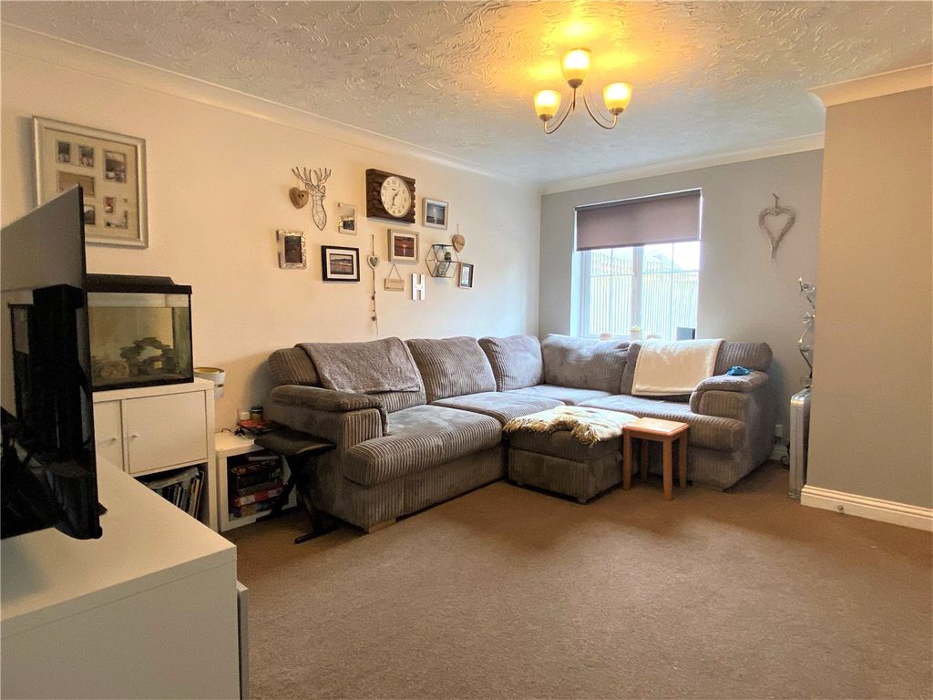 Property photo 3 of 6 Picture No. 06