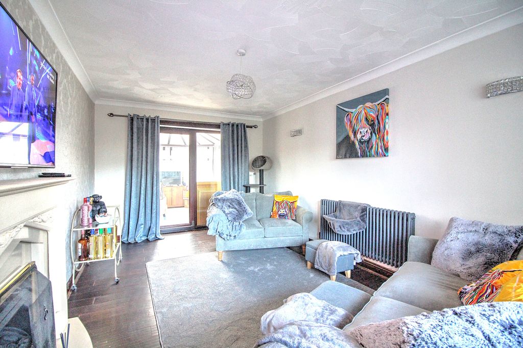 Property photo 2 of 13 Img_7148_49_50