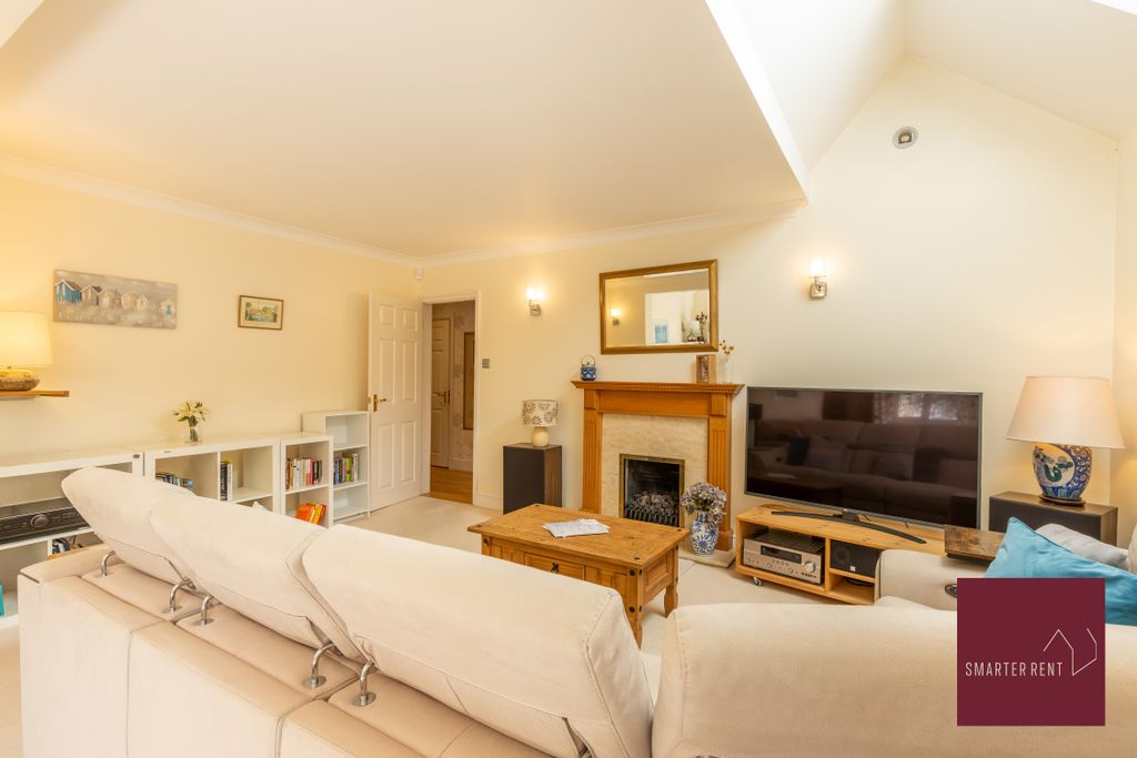 Property photo 1 of 25