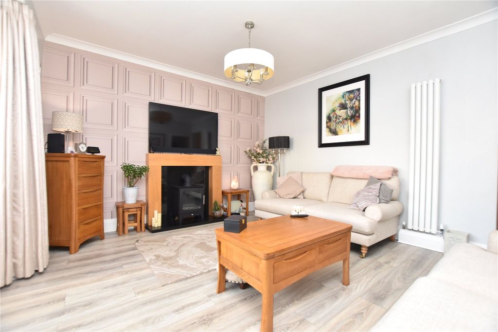 Property photo 3 of 15 Picture No. 10