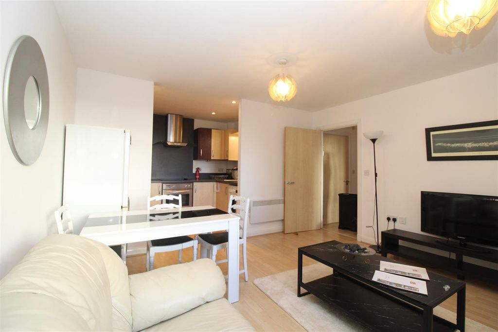Property photo 1 of 11 Img_0827.Jpg