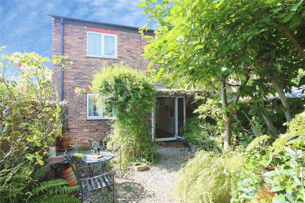 Property photo 3 of 17 Picture No. 36