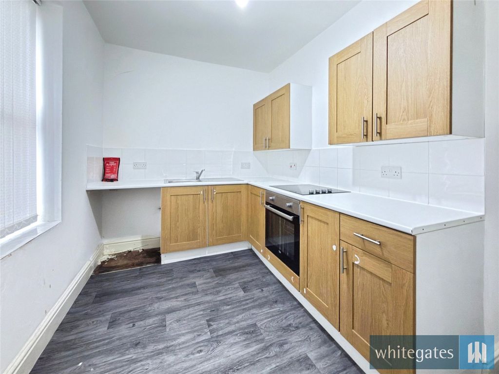 Property photo 2 of 7 Picture No. 05