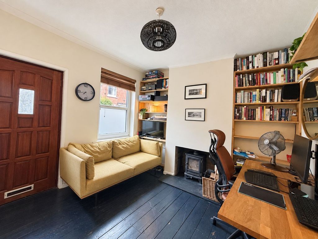 Property photo 3 of 16