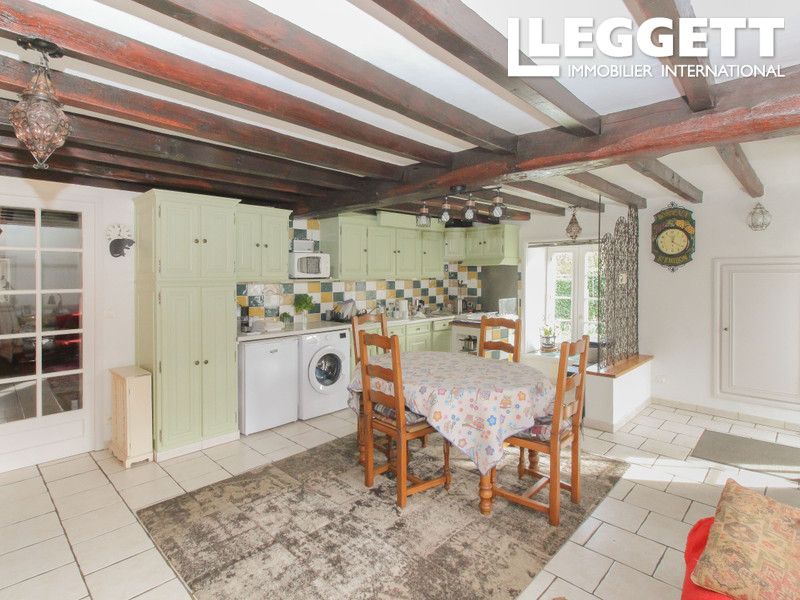 Property photo 2 of 10