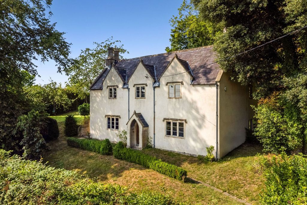 Property photo 1 of 23
