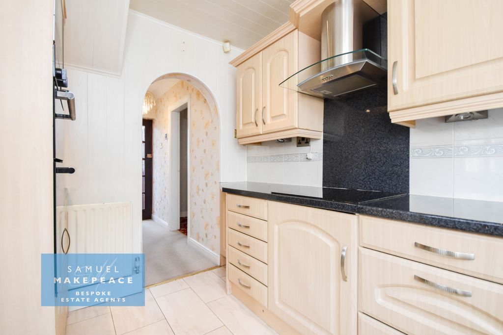 Property photo 3 of 24 Gallery