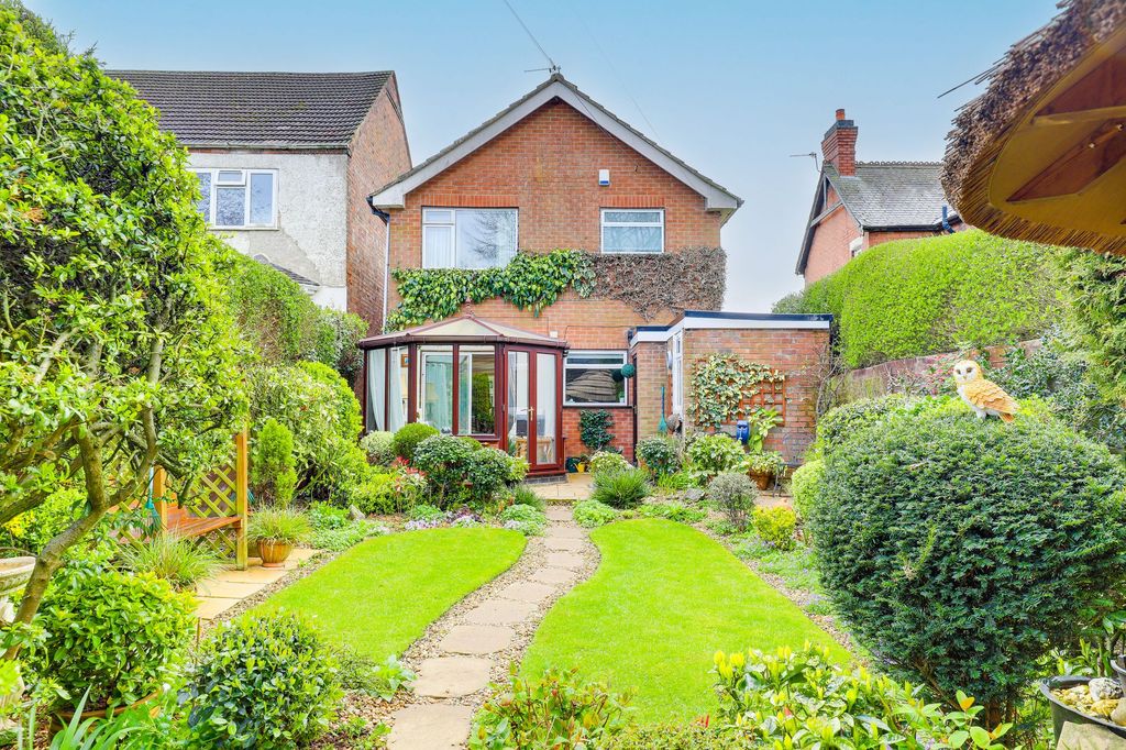Property photo 1 of 33