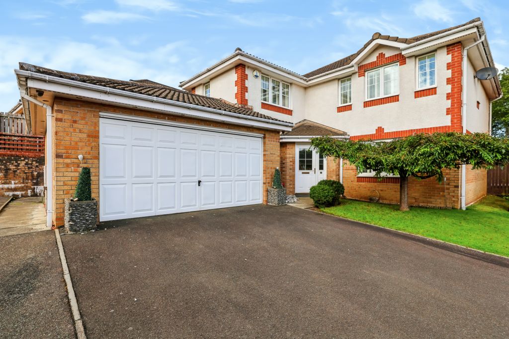 Property photo 1 of 54