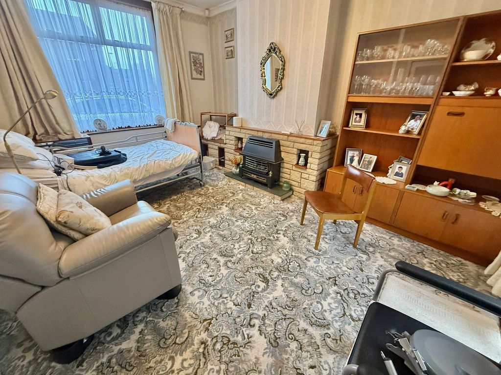 Property photo 3 of 24