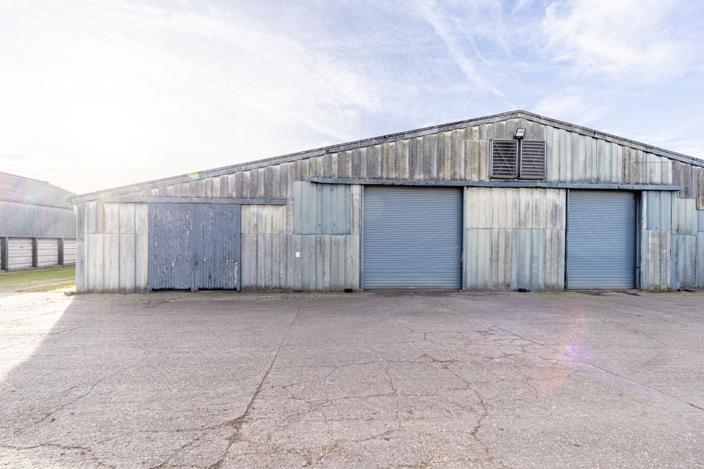 Property photo 1 of 5