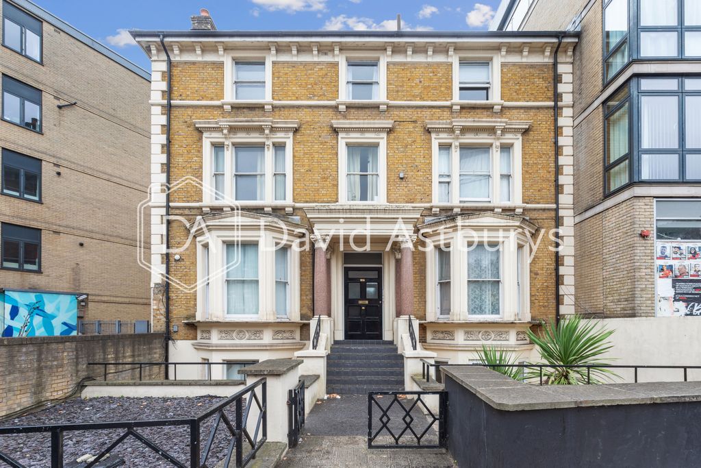 Property photo 1 of 8 2407202416_Dahstdl_Flat 8 337 Finchley Road _Nw3 6