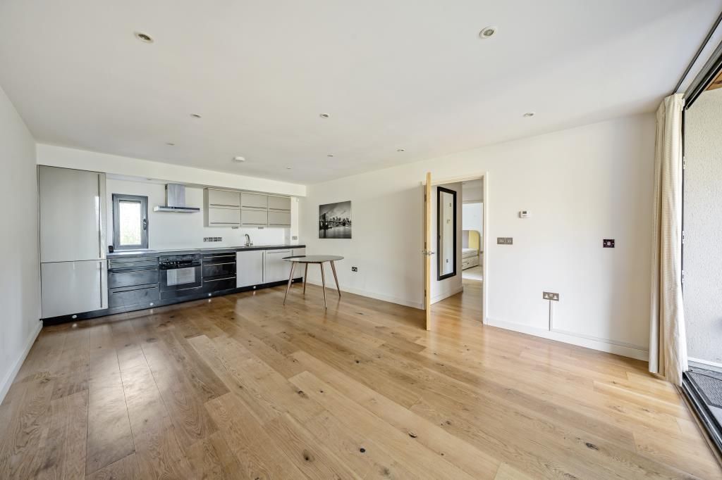 Property photo 2 of 10 Kitchen/Dining