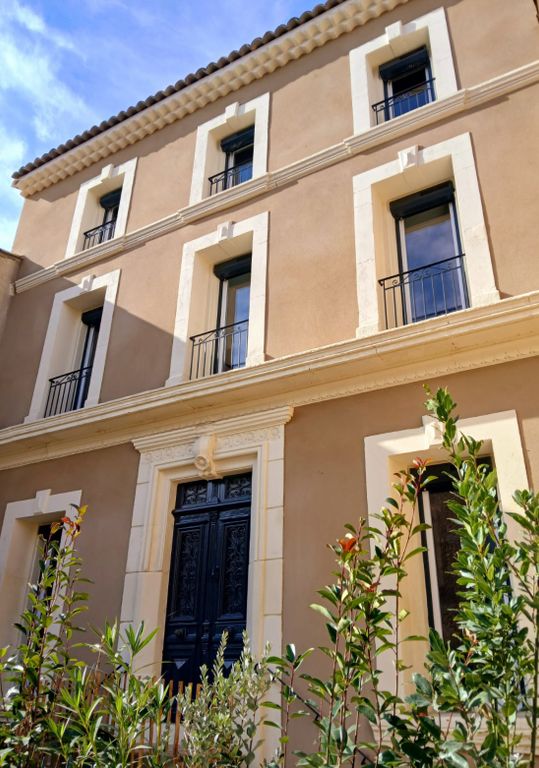 Property photo 2 of 34