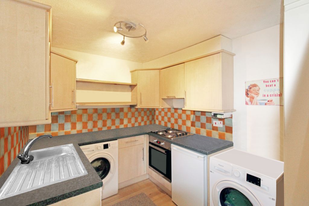 Property photo 3 of 6