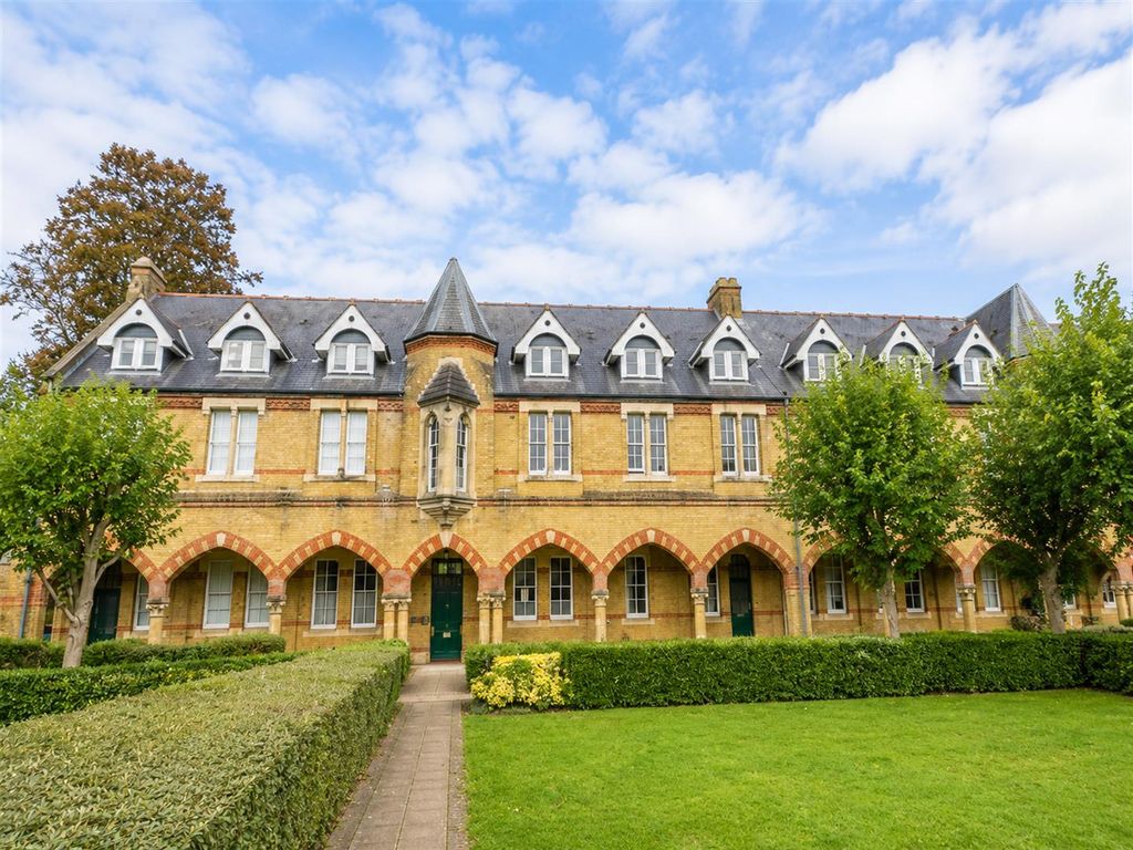 Property photo 1 of 7 Coopers Estate Agents