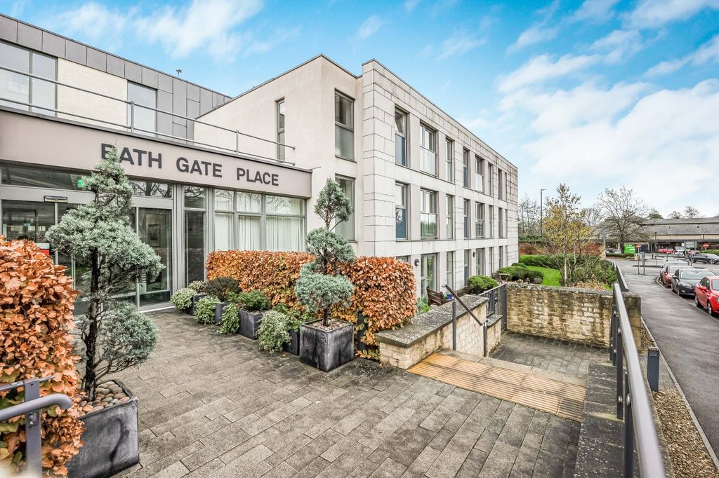 Property photo 1 of 19 Picture No. 22