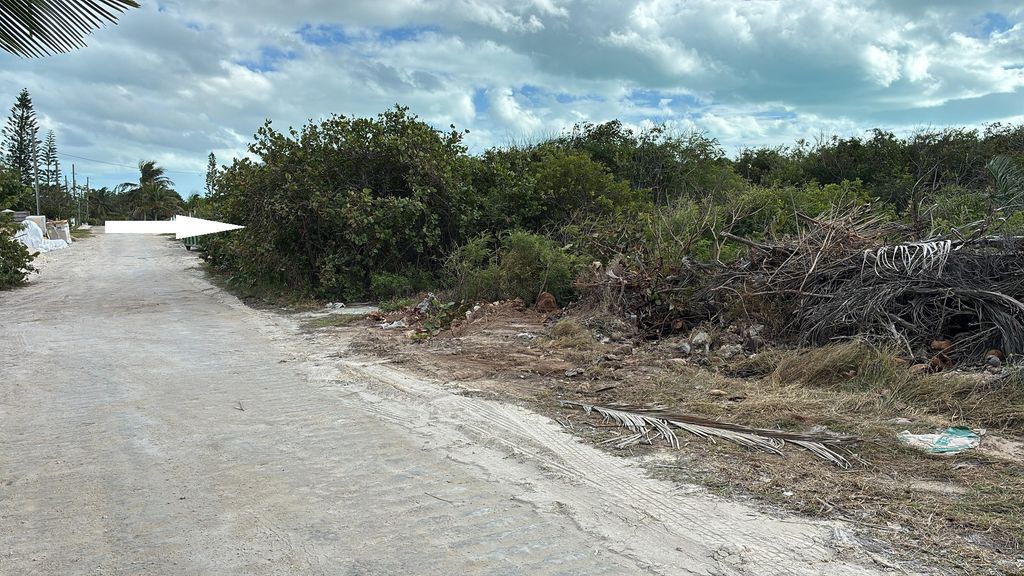 Property photo 2 of 9