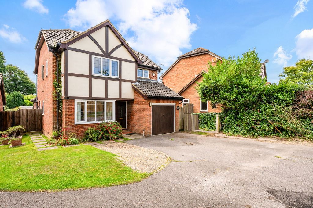 Property photo 1 of 31