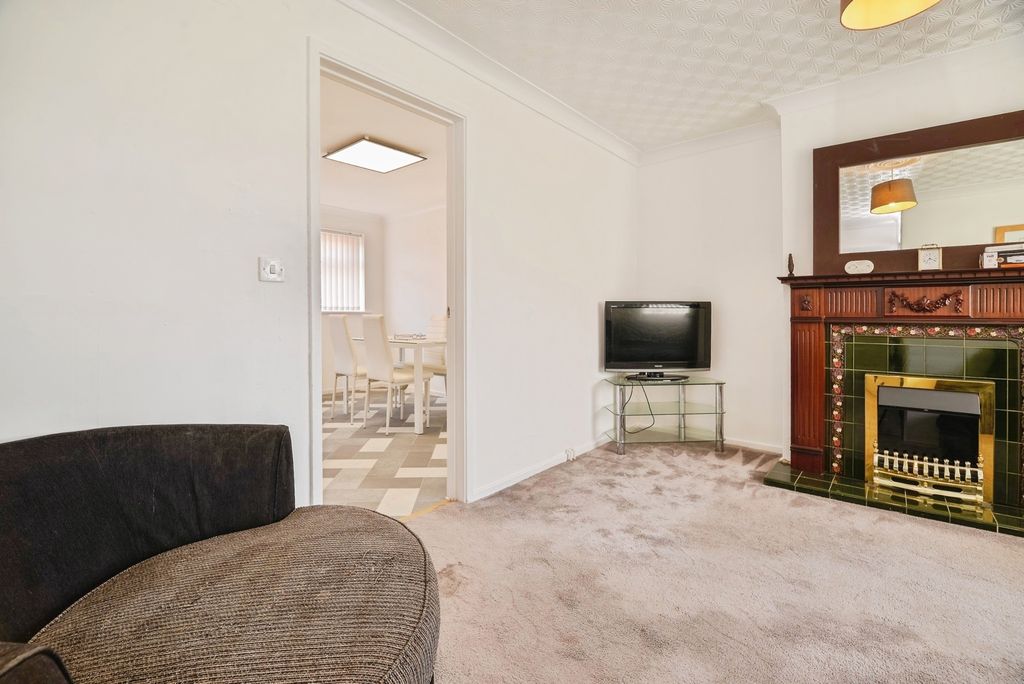 Property photo 3 of 14 Pbox-Img.Jpg