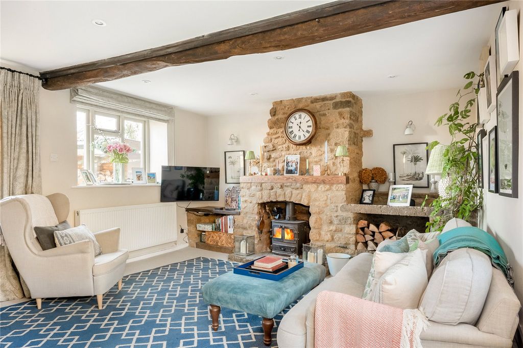 Property photo 2 of 16 Picture No. 03