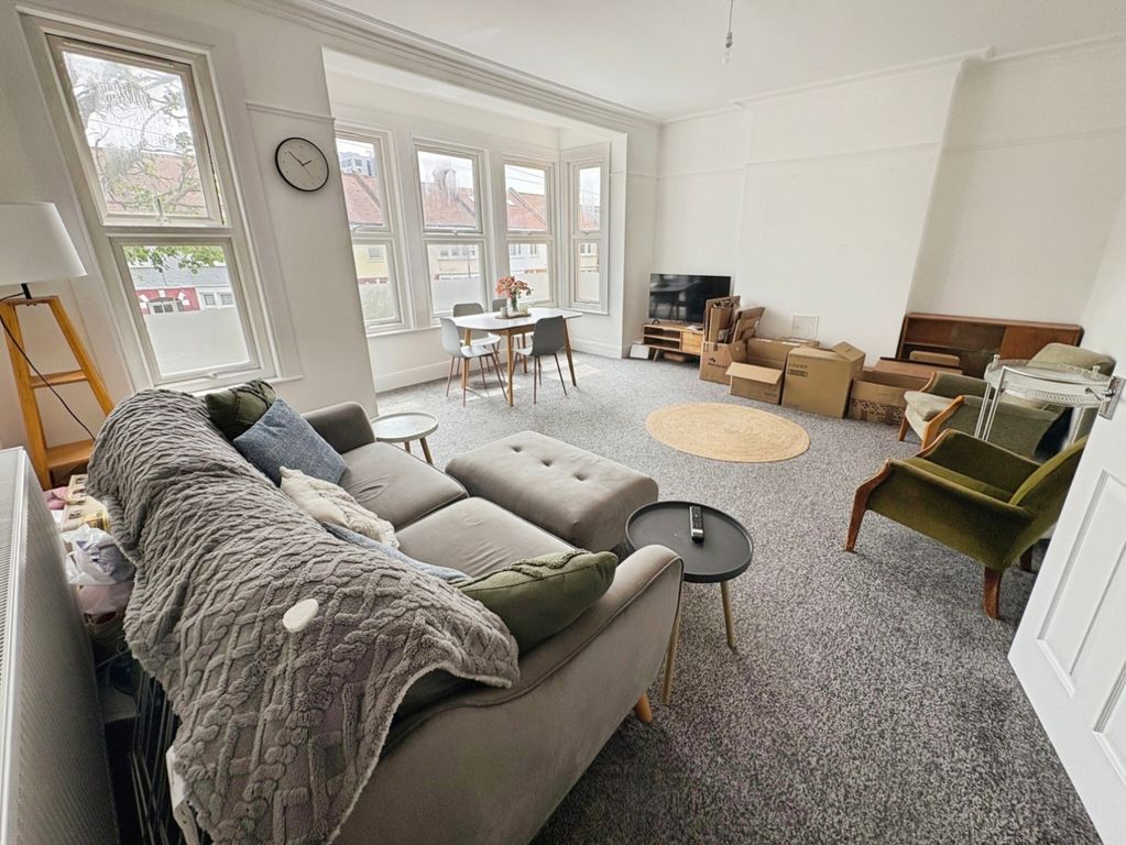 Property photo 3 of 10 Living Room