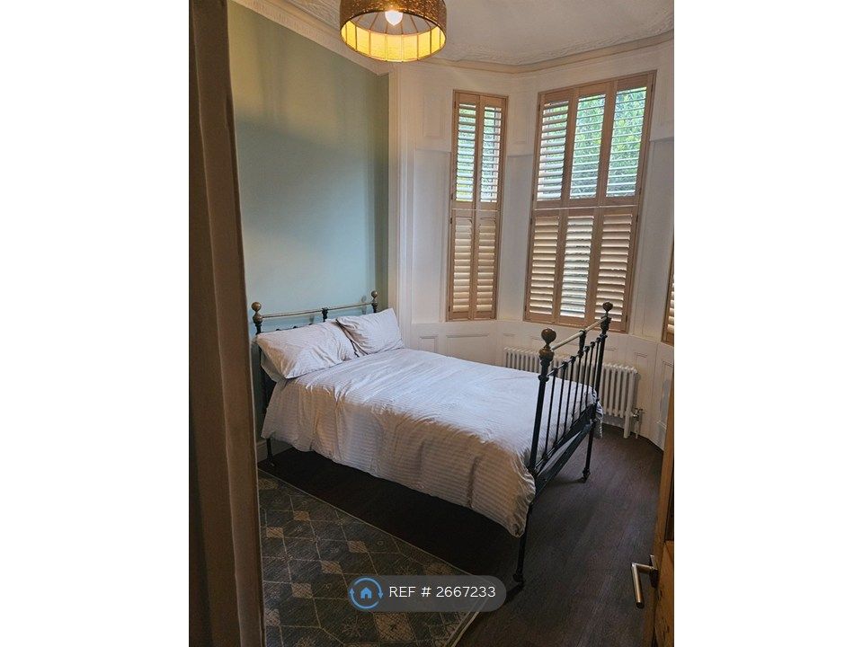 Property photo 1 of 9 Tenant Bedroom