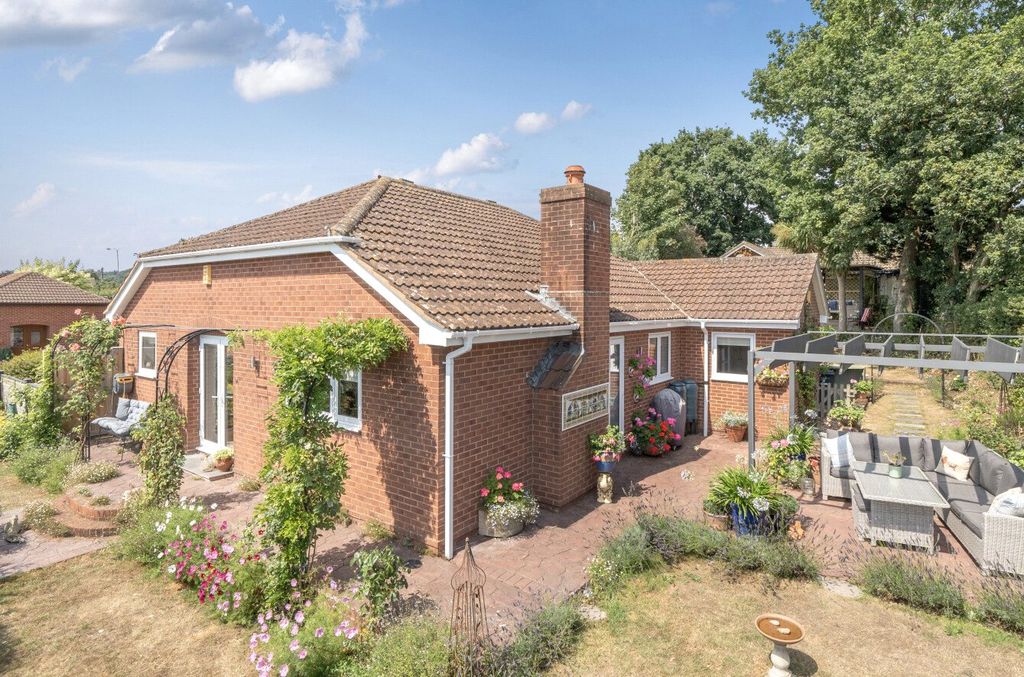 Property photo 1 of 31 Picture No. 54