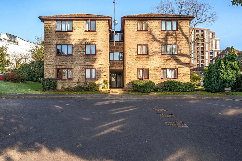 Property photo 1 of 4 1