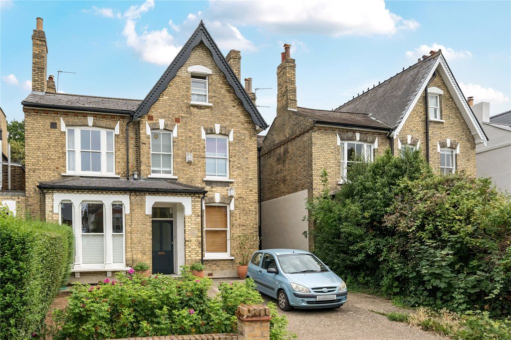 Property photo 1 of 17 Picture No. 03