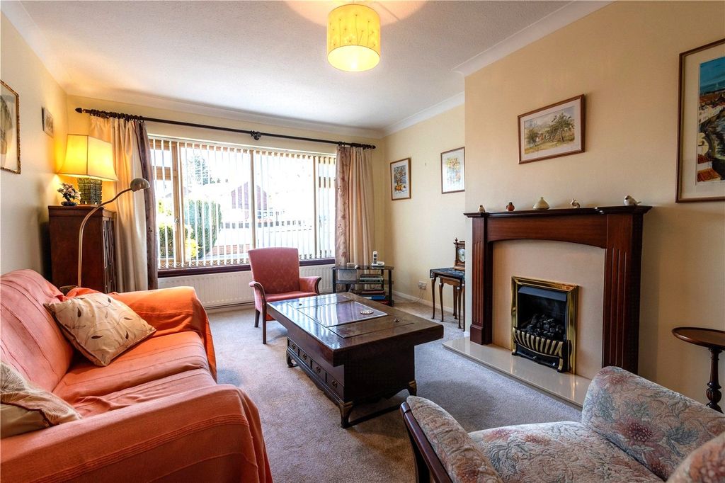 Property photo 3 of 29 Picture No. 43