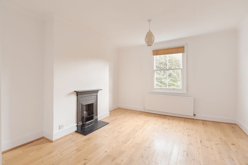Property photo 2 of 12 liv