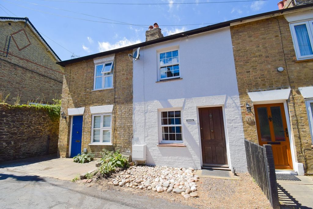 Property photo 1 of 25