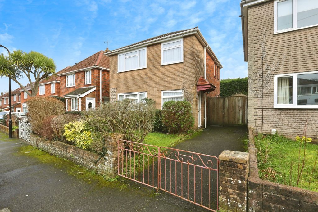 Property photo 1 of 10